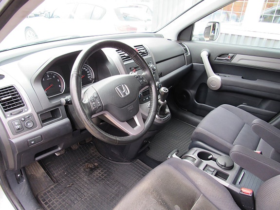 Honda CR-V 12 of 15