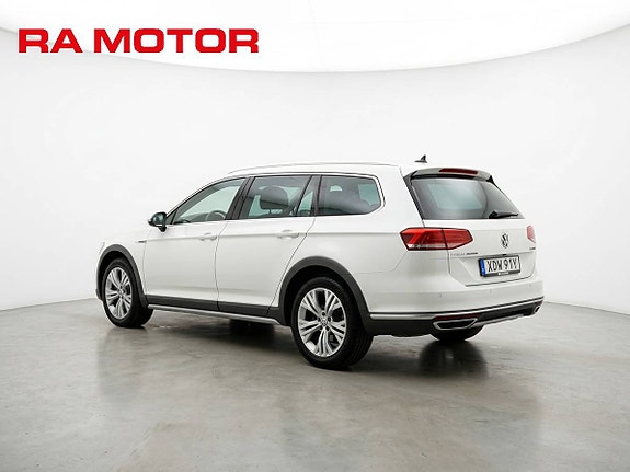 Volkswagen Passat Alltrack 4 of 5