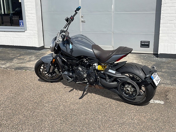 Ducati Xdiavel 1140 Mil 13 of 19