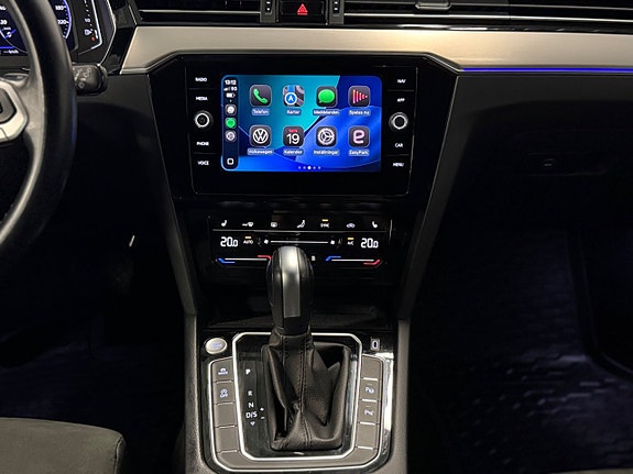 Volkswagen Passat 8 of 28