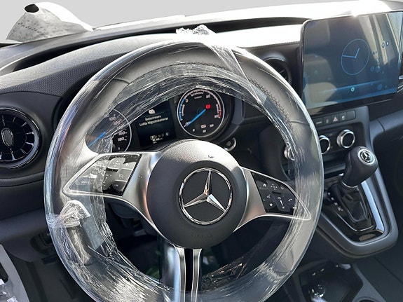 Mercedes-Benz eCitan 4 of 5