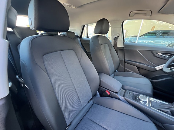 Audi Q2 17 of 19