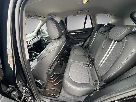 BMW X1 9 of 19