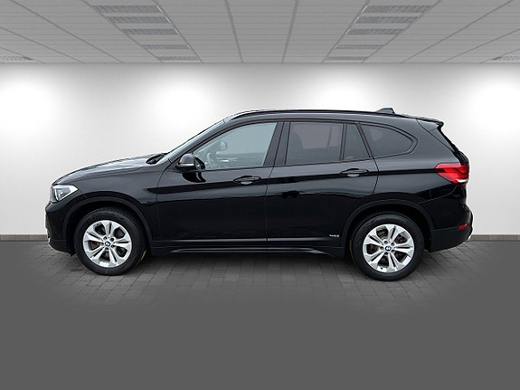 BMW X1 4 of 19