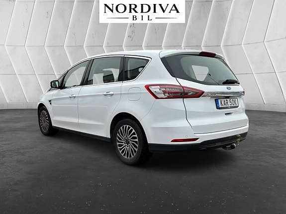 Ford S-MAX 6 of 17