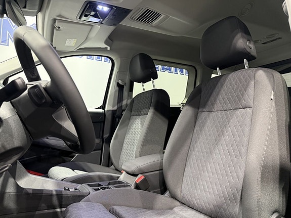 Volkswagen Caddy Maxi 7 of 18