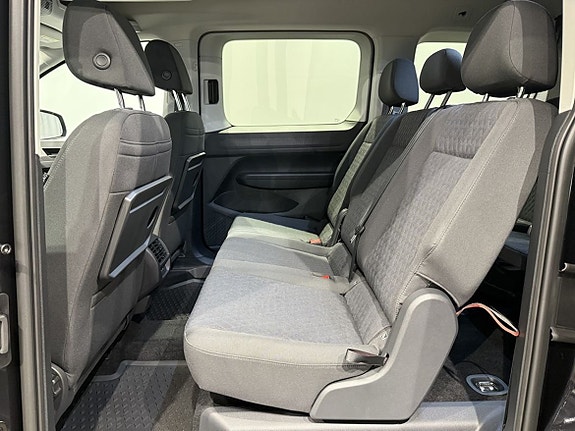 Volkswagen Caddy Maxi 8 of 18