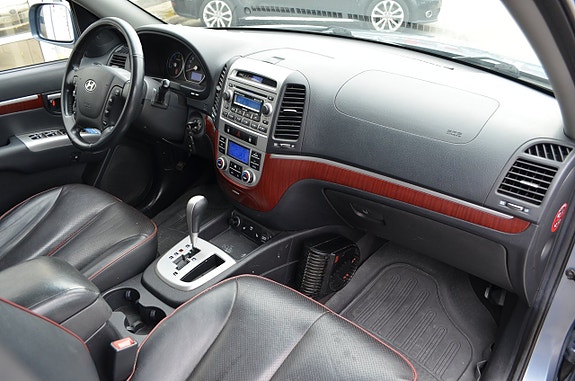 Hyundai Santa Fe 12 of 15