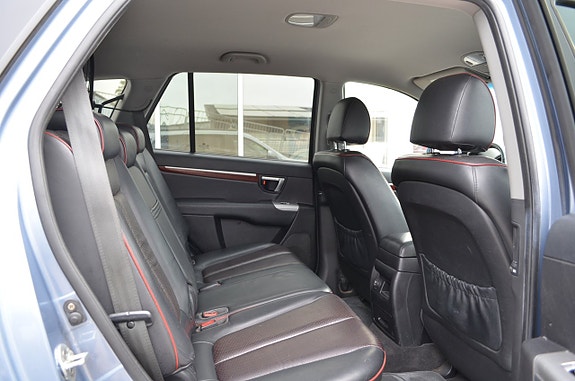 Hyundai Santa Fe 13 of 15