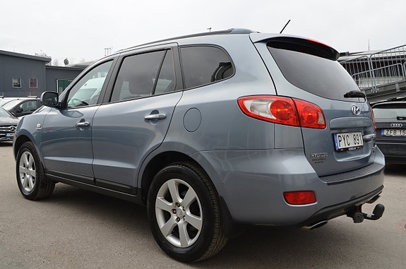 Hyundai Santa Fe 9 of 15