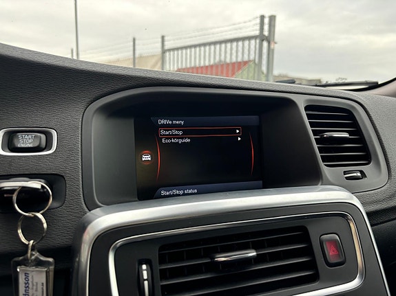 Volvo V60 22 of 23