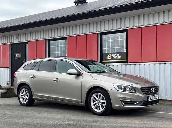 Volvo V60 5 of 23