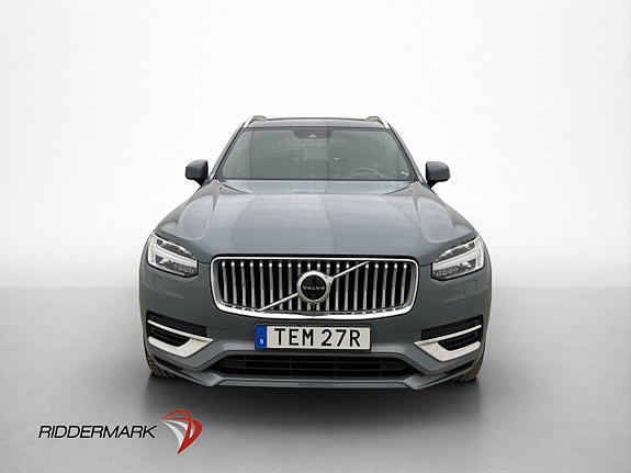 Volvo XC90 2 of 30