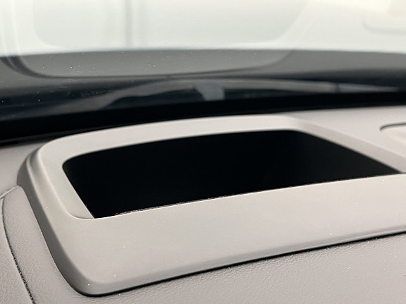 Volvo XC90 16 of 30