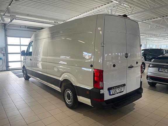 Volkswagen Crafter 4 of 5