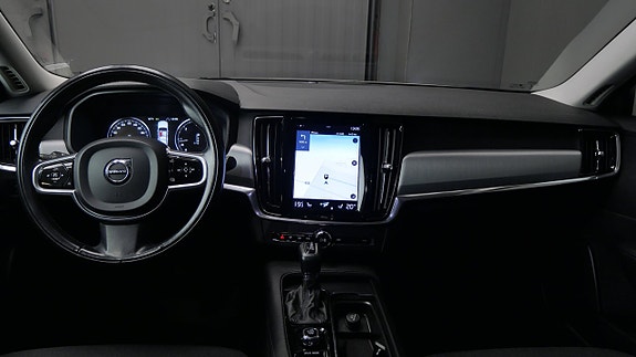 Volvo S90 4 of 5