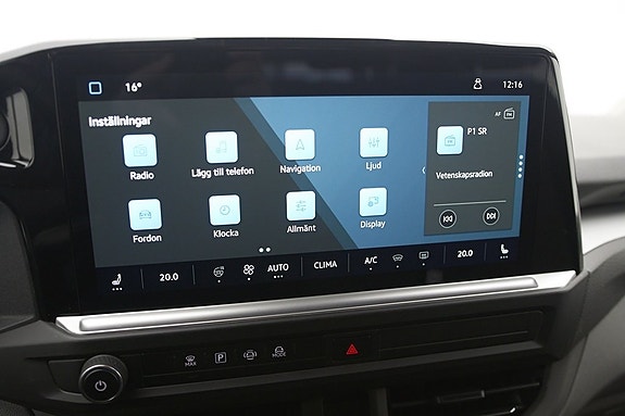 Volkswagen Caravelle 9 of 21