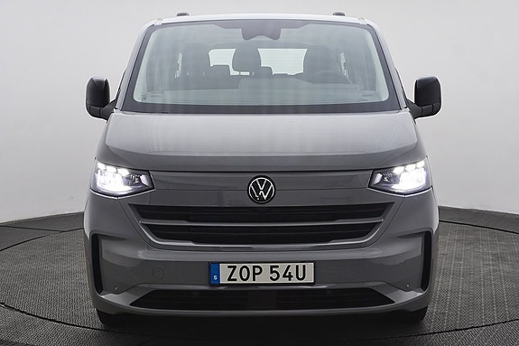Volkswagen Caravelle 5 of 5