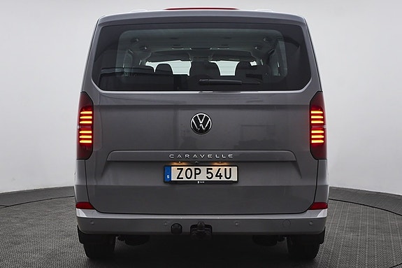 Volkswagen Caravelle 6 of 21
