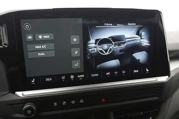 Volkswagen Caravelle 10 of 21