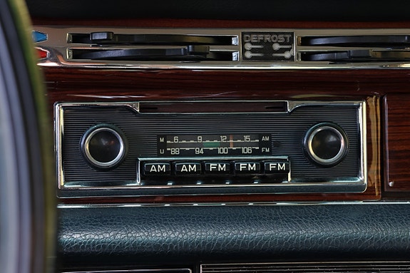 Mercedes-Benz W108/W109 17 of 24