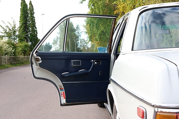 Mercedes-Benz W108/W109 14 of 24