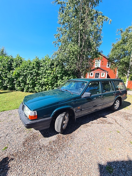 Volvo 940 3 of 5