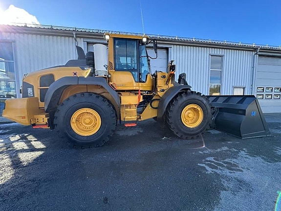 Volvo L120H -2023 1859tim all utrustning 2.295.000+moms 24 of 24