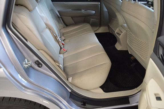 Subaru Outback 16 of 19