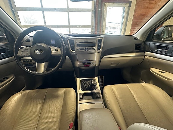 Subaru Outback 18 of 19