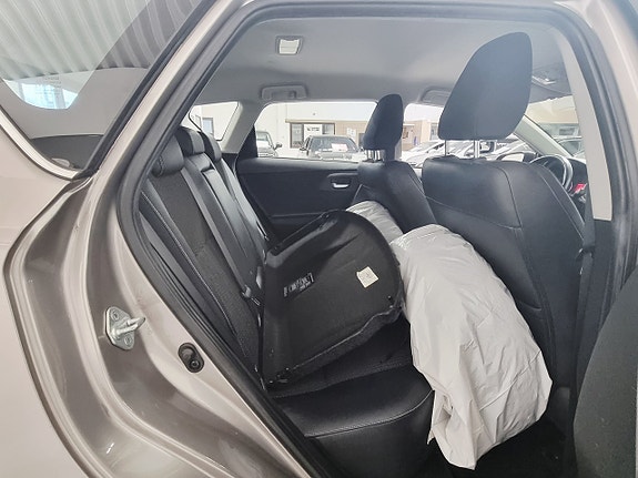 Toyota Auris 21 of 23