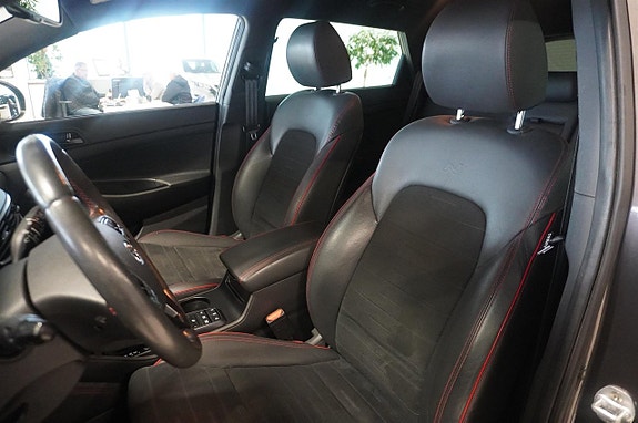 Hyundai Tucson 12 of 17