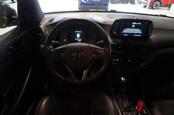 Hyundai Tucson 2 of 5
