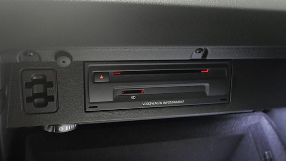 Volkswagen Passat 24 of 28