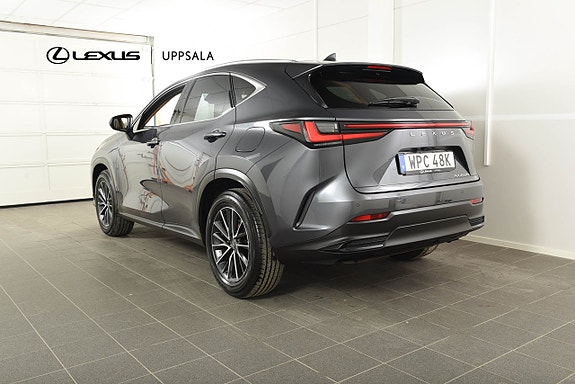 Lexus NX450h+ 3 of 17