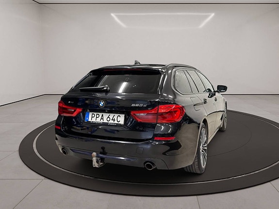 BMW 520 10 of 29