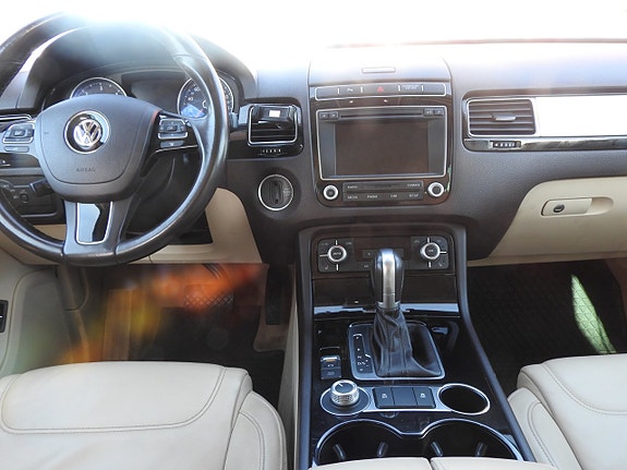 Volkswagen Touareg 13 of 17