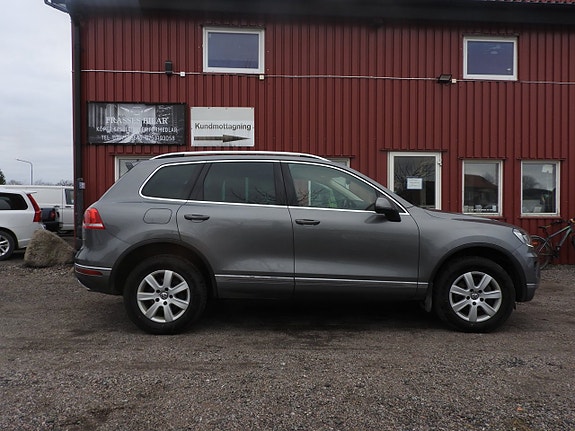 Volkswagen Touareg 5 of 5