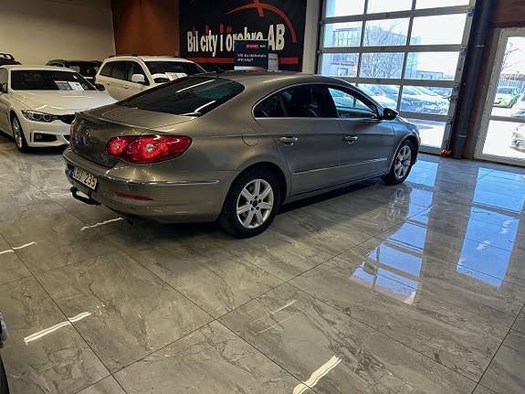 Volkswagen Passat CC 5 of 5