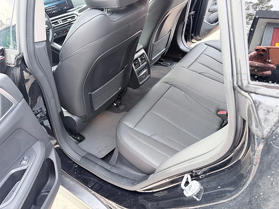 BMW i4 5 of 8