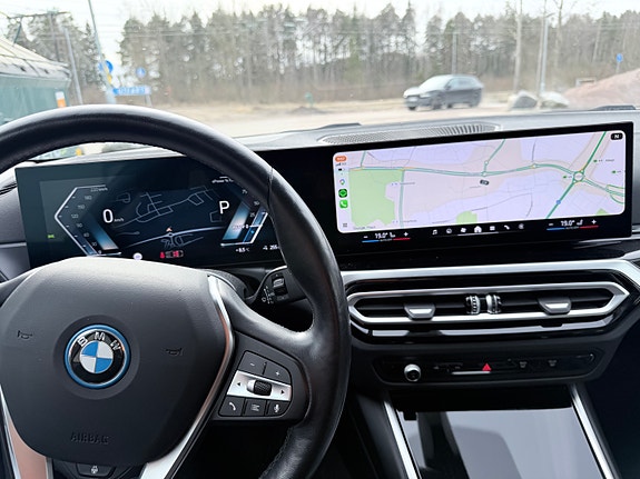 BMW i4 3 of 8