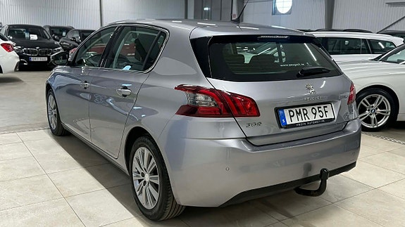 Peugeot 308 7 of 17
