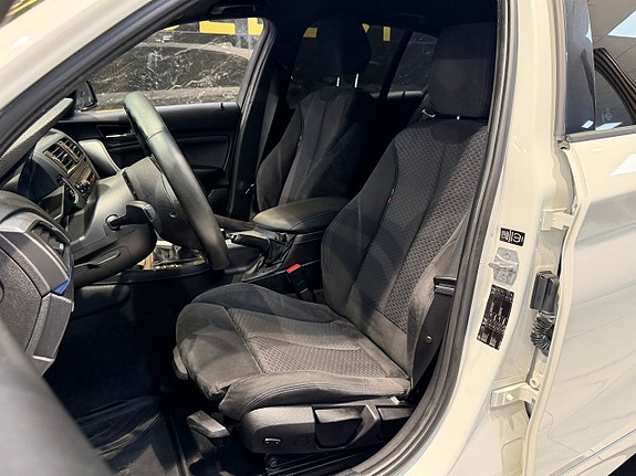 BMW 118d 15 of 24