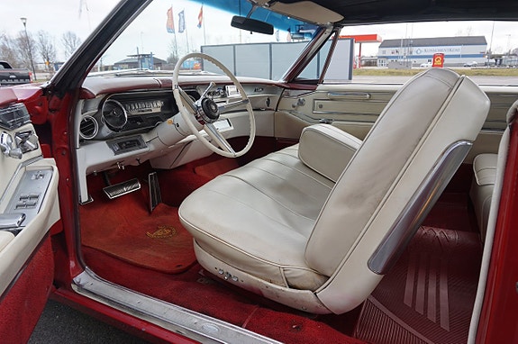 Cadillac Deville 14 of 22
