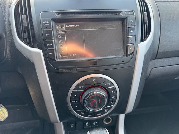 Isuzu D-max 7 of 10