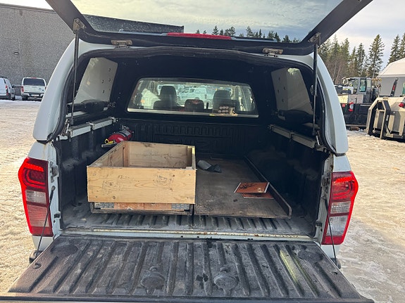 Isuzu D-max 10 of 10