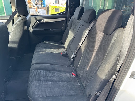 Isuzu D-max 9 of 10