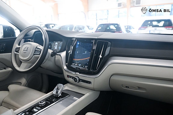 Volvo XC60 14 of 24