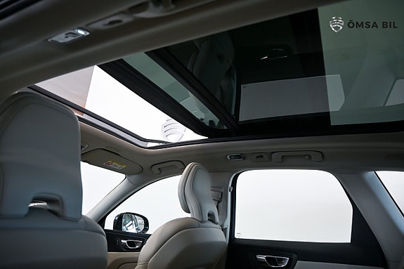 Volvo XC60 16 of 24