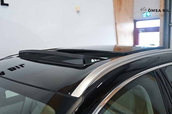Volvo XC60 17 of 24